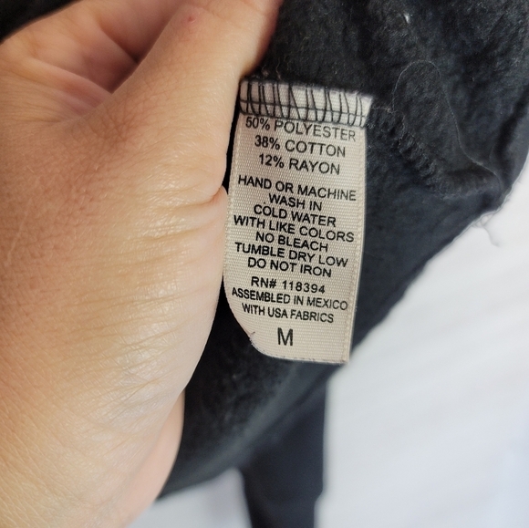 TELLURIDE COLORADO BLACK HOODIE FROM SPORTIQE, SZ MEDIUM - Picture 11 of 11